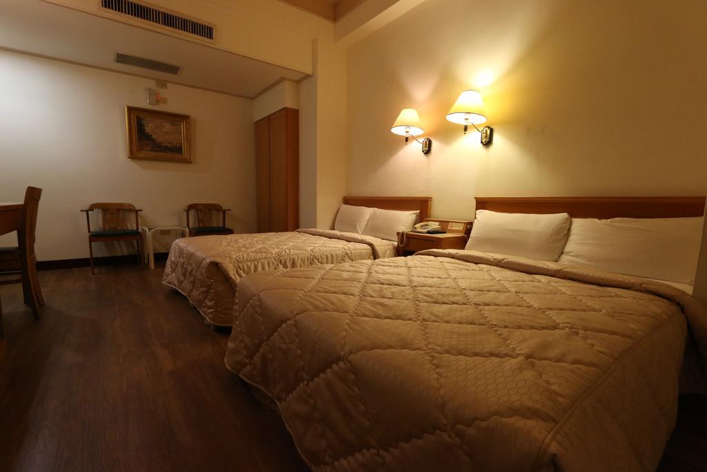 Riverside Hotel Cao Hùng Ngoại thất bức ảnh