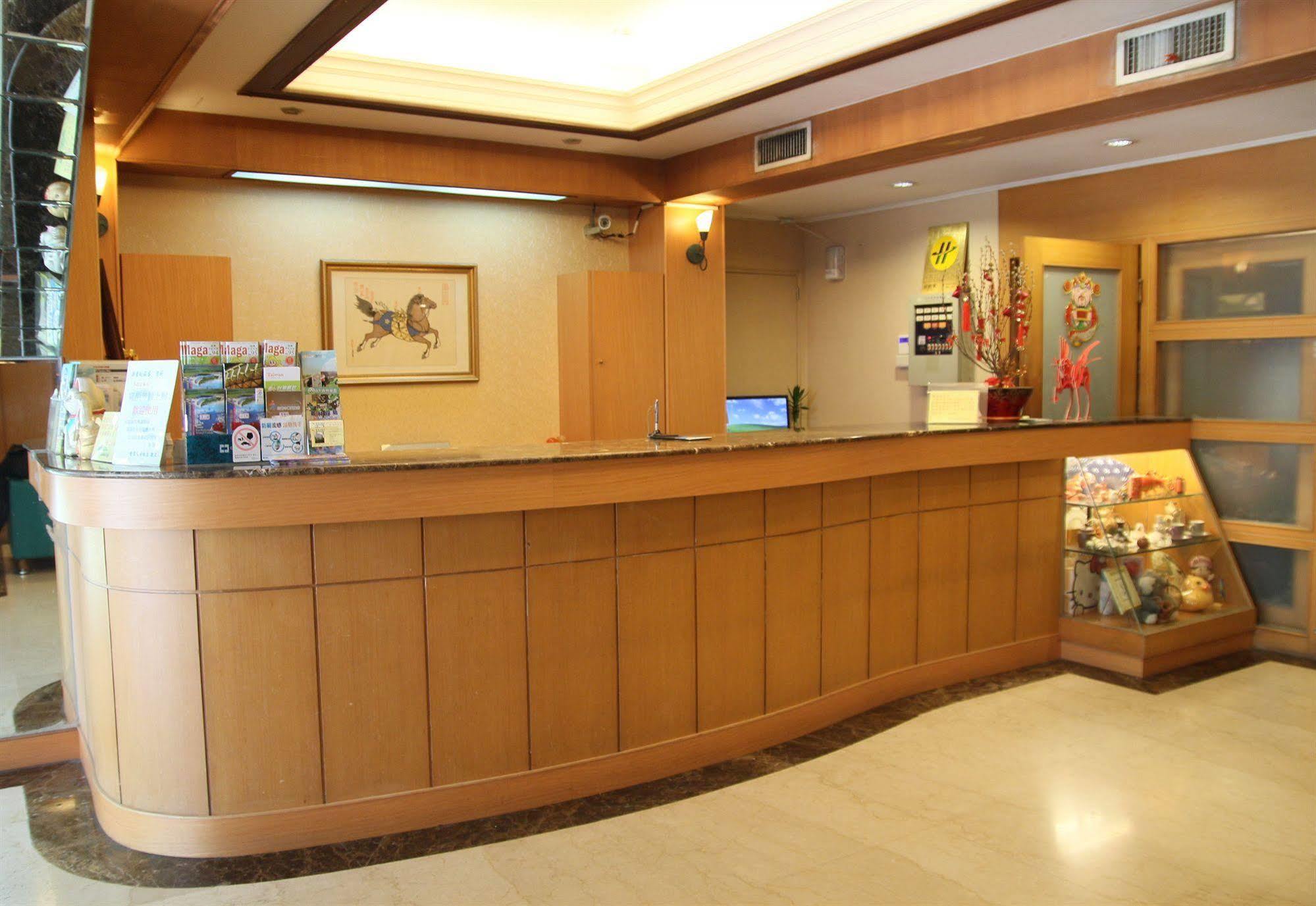 Riverside Hotel Cao Hùng Ngoại thất bức ảnh