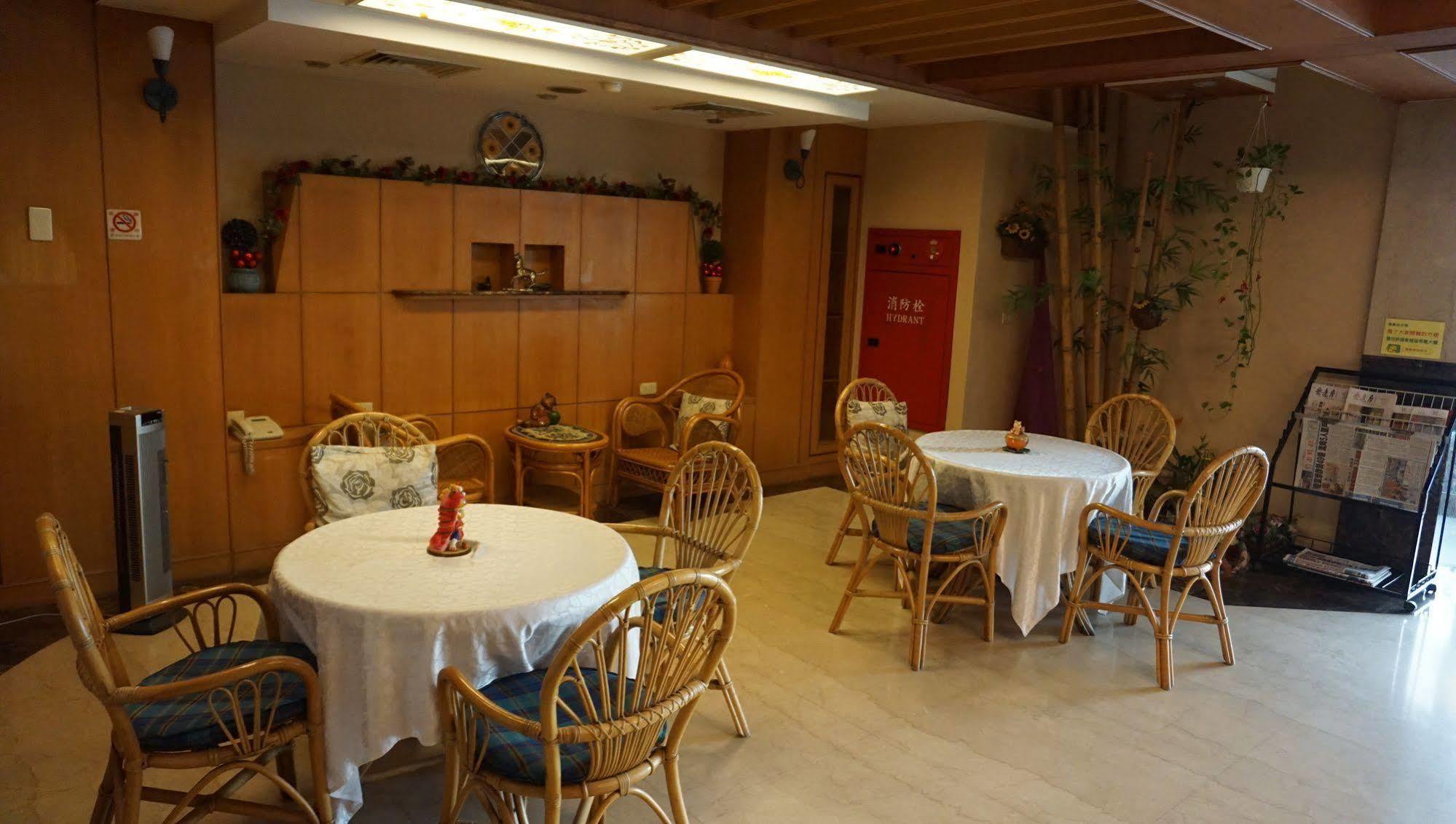 Riverside Hotel Cao Hùng Ngoại thất bức ảnh