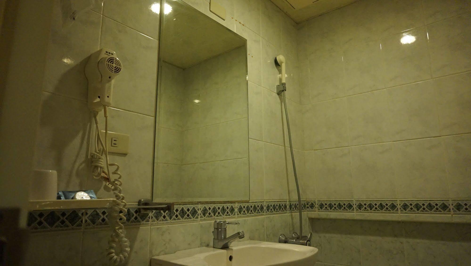 Riverside Hotel Cao Hùng Ngoại thất bức ảnh