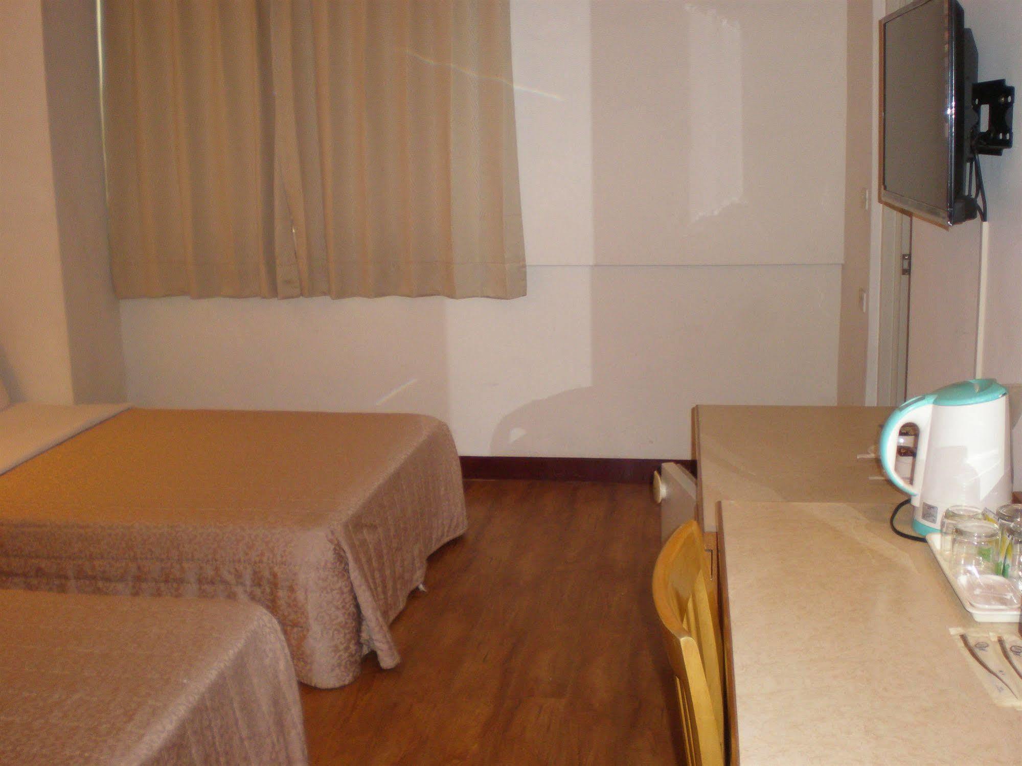 Riverside Hotel Cao Hùng Ngoại thất bức ảnh
